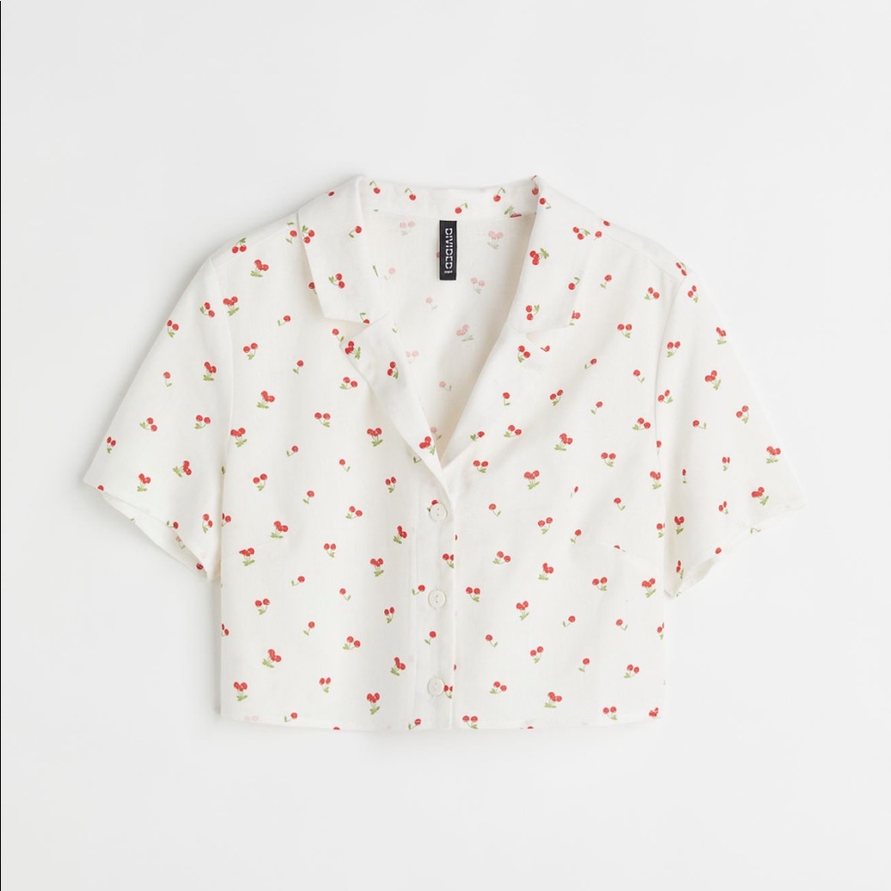 H&M Cropped Shirt - Size Small